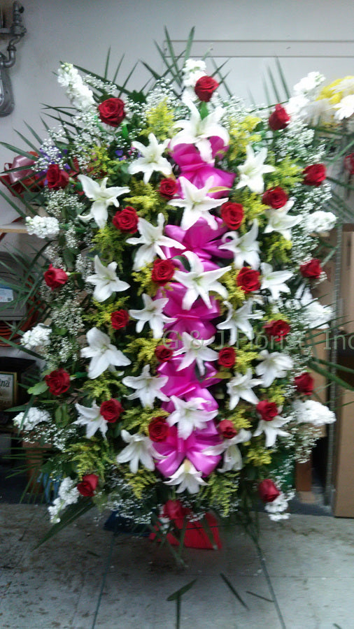 Funeral Floral Wreath 032 - G & J Florist