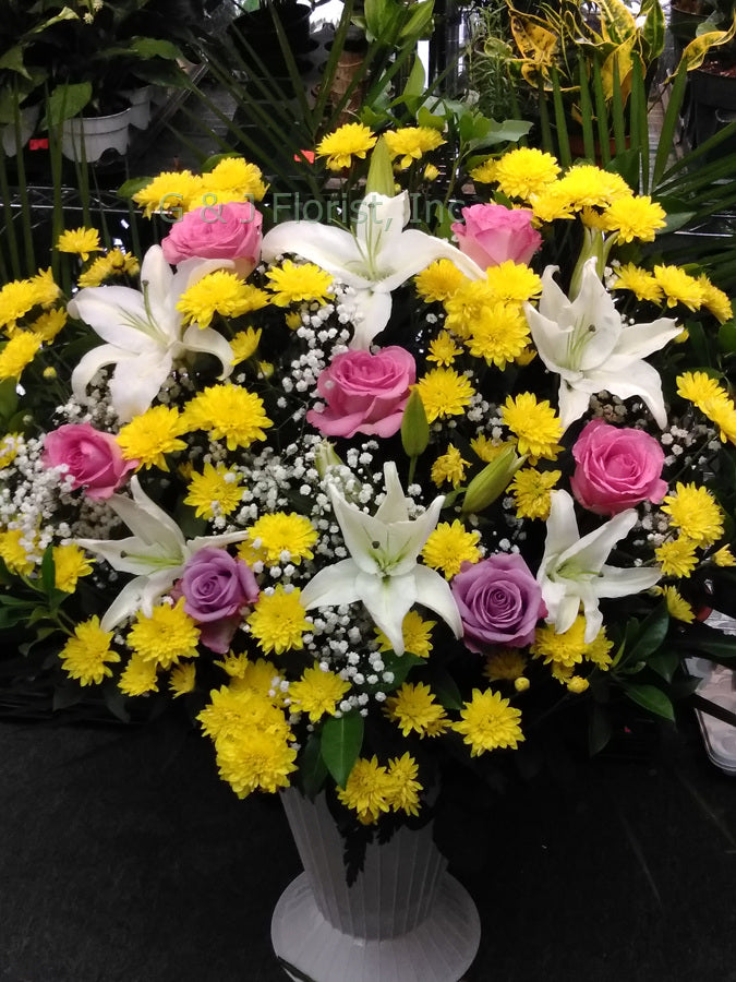 Funeral Floor Baskets 005 / BASKET#130PRWL-1 - G & J Florist